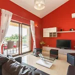 فيلة Bali Kaštelir